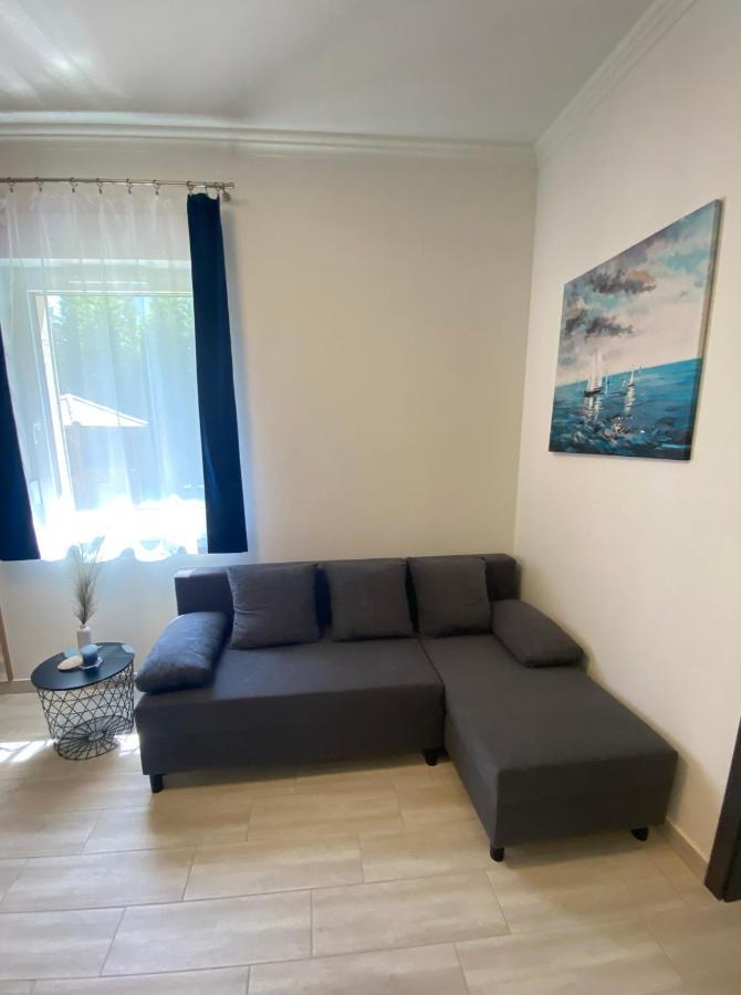 Karinthy Haz Guest House Siofok Bagian luar foto